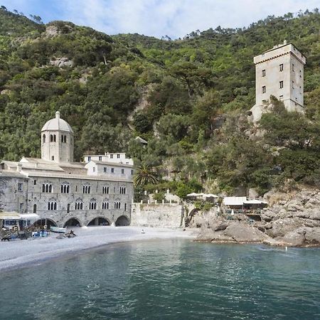 Sea View Apartment With Private Garden Camogli Bagian luar foto