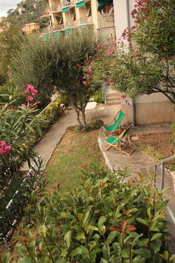 Sea View Apartment With Private Garden Camogli Bagian luar foto